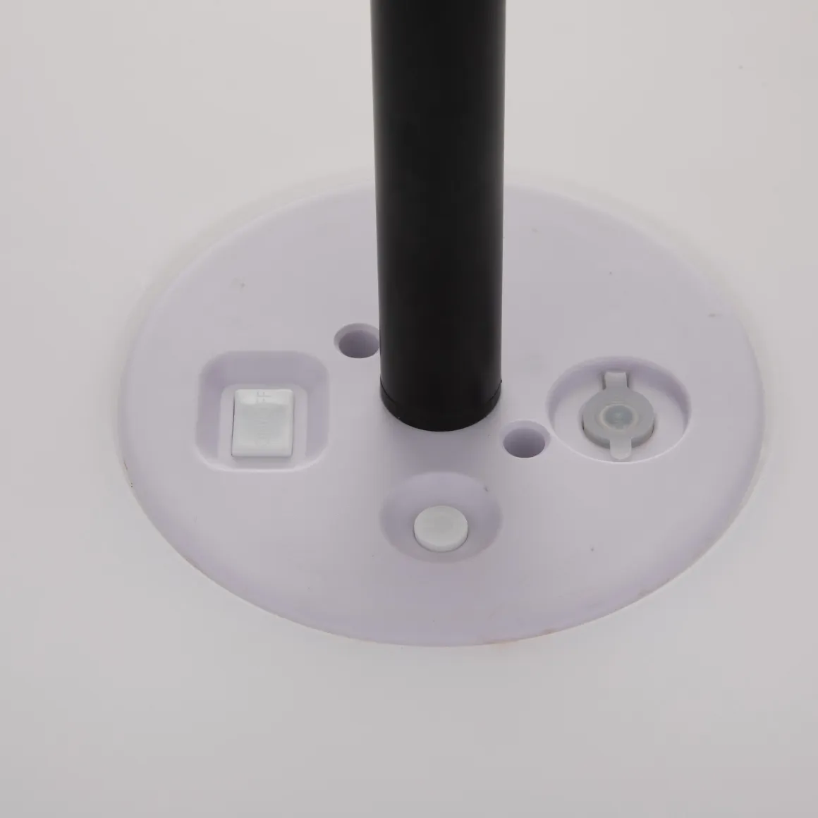 LAMPADAIRE OUTDOOR RONY BLANC H.150CM