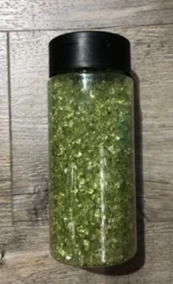 PEPITE DE VERRE VERT 580G