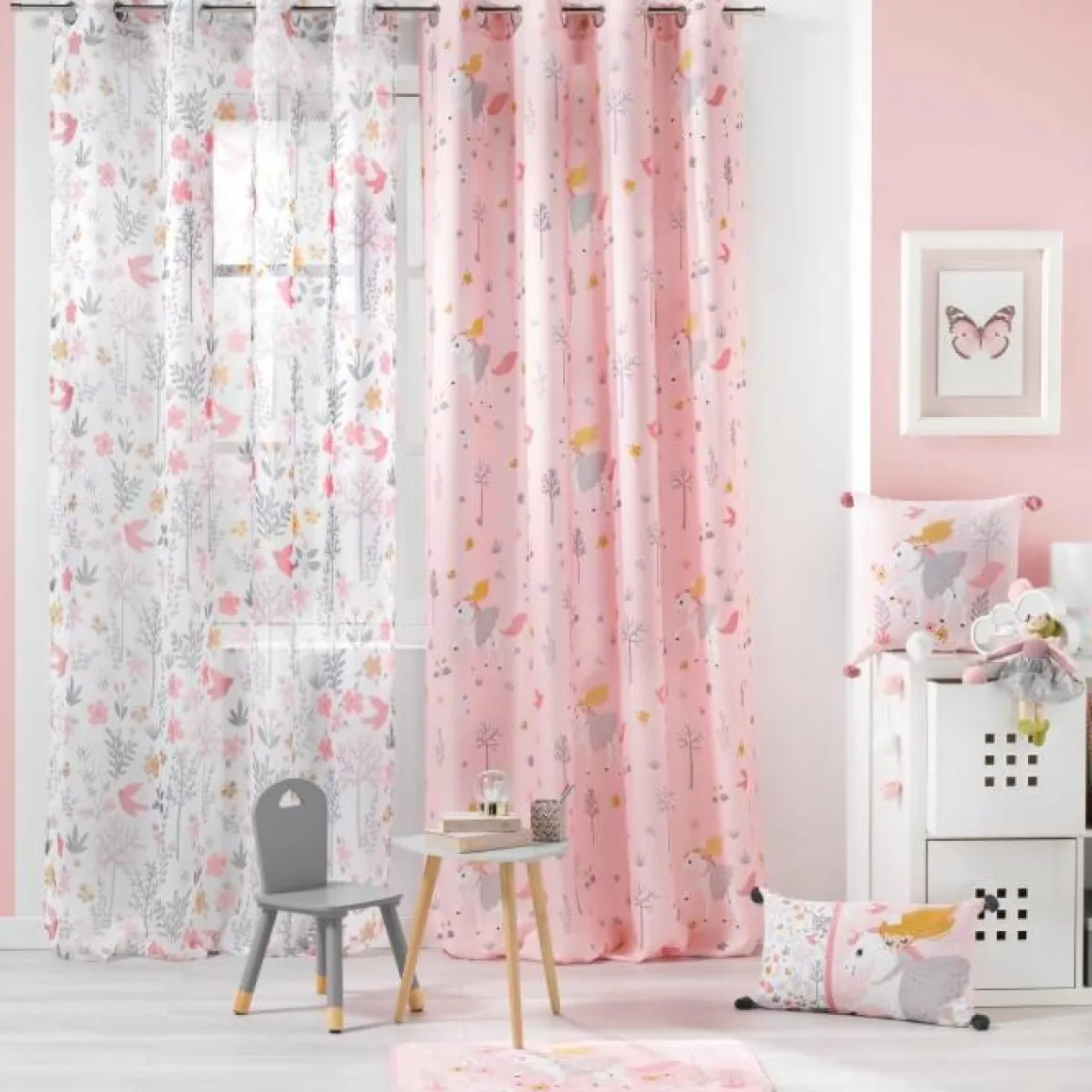 RIDEAU A OEILLETS 140X260CM POLYESTER IMP FEE DES BOIS ROSE