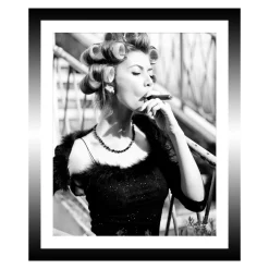 TABLEAU 25X30CM BAGUETTE NOIRE PIN UP CIGARE